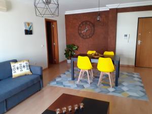Posezení v ubytování Apartamento Alfarrobeira Mar