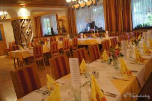 Restaurace v ubytování Der Tröpolacherhof Hotel & Restaurant