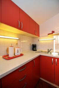 Kuchyň nebo kuchyňský kout v ubytování House Klarin