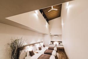 Ruang duduk di Yamahana Onsen Tonden Japanese Inn