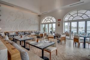 Restavracija oz. druge možnosti za prehrano v nastanitvi Great Bay Condominiums located at The Ritz-Carlton Club, St Thomas