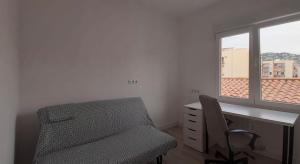 Posedenie v ubytovaní White Apartment + 14 fotografií