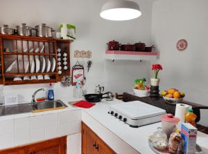 A kitchen or kitchenette at LA BARSONERA