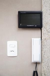 Φωτογραφία από το άλμπουμ του ESPAÇO 250 - Apto mobiliado, 3 quartos, sendo uma suíte, banheiro social, cozinha completa, sala de estar, ar condicionado, tv e internet σε Tiradentes