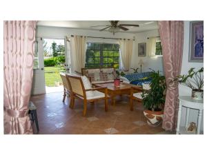 Gallery image of Silver Point Villa in Freeport