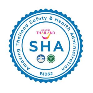 un'etichetta per una clinica sanitaria e di sicurezza dei mortai della Thailandia e del suo narghilè di Deevana Plaza Krabi Aonang - SHA Extra Plus ad Aonang Beach