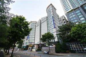 Zdjęcie z galerii obiektu Symphony Hotel w mieście Suwon