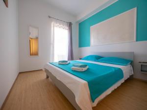 Postel nebo postele na pokoji v ubytování Cozy apartment with breakfast on request 1