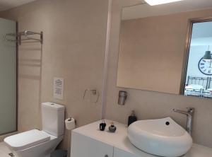 Milva Apartments的一间浴室
