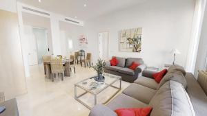Zdjęcie z galerii obiektu Ohliving Archivo de Indias w Sewilli +37 zdjęć