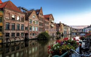 Afbeelding uit fotogalerij van Burgstraat 17 Apartment in Exclusive Patrician House in Medieval Ghent in Gent