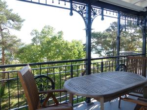 ビンツにあるFeWos direkt am Strand mit Balkon und teilweise mit Meerblick, Villa Strandblick, Binzのギャラリーの写真