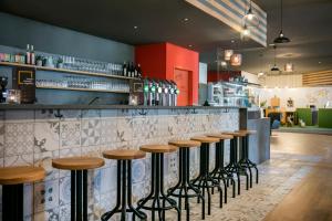 Salon ili bar u objektu JUFA Hotel Weiz