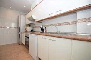 Kuchyňa alebo kuchynka v ubytovaní Apartment BERNAL