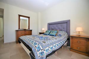 Posteľ alebo postele v izbe v ubytovaní Apartment BERNAL