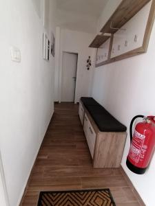 Kuchyň nebo kuchyňský kout v ubytování Villa Mir Pridraga