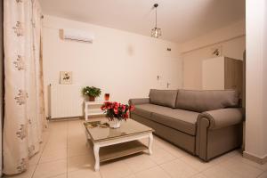 Φωτογραφία από το άλμπουμ του Pistakion Houses στην Αίγινα Πόλη +35 φωτογραφίες