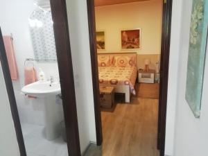 Kylpyhuone majoituspaikassa Madeira Holiday Flats