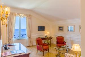 Posezení v ubytování Grand Hotel Excelsior Vittoria