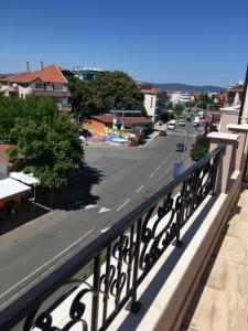 Foto dalla galleria di Vase Apartments a Ravda