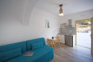 Gallery image of Diasino Apartments and Car Rental in Katapola