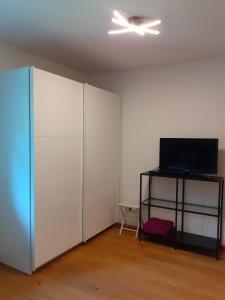 Telewizja i/lub zestaw kina domowego w obiekcie Haus Gertrude Hörack