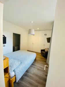 Giường trong phòng chung tại Hyper-centre Lille - Appartement 65m2