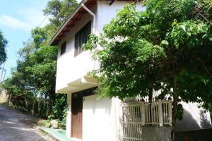 Imagen de la galería de Linda casa de 2 quartos vista para o mar em Florianópolis - paraíso na mata atlântica, en Florianópolis