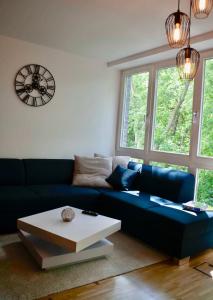 Posezení v ubytování Neue FEWO Juventia (87 m²) - Neuseenland ganz nah!