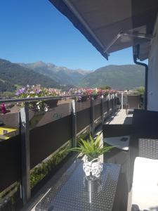 Výhľad na hory alebo výhľad na hory priamo z apartmánu
