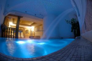 Bazén v ubytování Hotel Meida nebo v jeho okolí