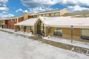 Afbeelding uit fotogalerij van AmericInn by Wyndham Sioux Falls in Sioux Falls