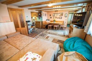 Kuchyň nebo kuchyňský kout v ubytování Apartments Zvoh, Krvavec, Ski-in, Ski-out