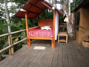 Balkón nebo terasa v ubytování Sang Giri Mountain Tent Resort