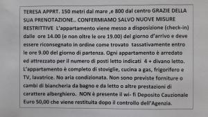 リド・アドリアーノにあるTeresa Apartments Per il Check in Agenzia Viale Francesco Petrarca 391 lido Adriano Raの白紙上の型書類