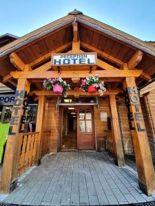 Hoone, kus hotell asub