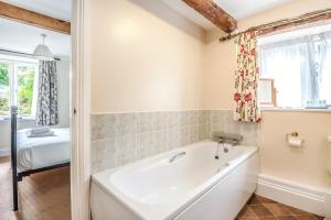 Phòng tắm tại Trehellas House Hotel & Courthouse restaurant +57 ảnh