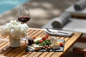 Φαγητό σε αυτό το ξενοδοχείο ή κάπου εκεί κοντά