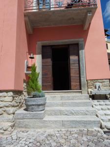 Fotografie z fotogalerie ubytování LA MONTADARIA v destinaci Zavattarello