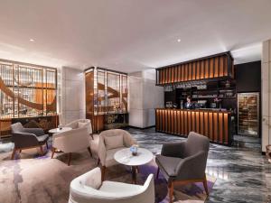 Mercure Shenzhen Longgang的休息区