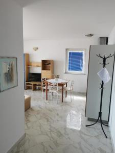 Imagen de la galería de Apartments Jelancic, en Pag