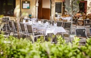 Reštaurácia alebo iné gastronomické zariadenie v ubytovaní Boutique-Gasthof Ueberfuhr