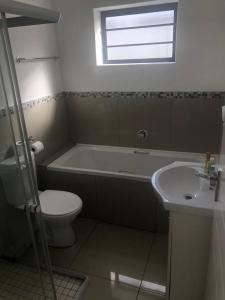 Koupelna v ubytování Mount Pleasant Suites