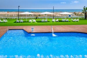 Bazén v ubytování Hotel Playafels nebo v jeho okolí