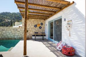 Gallery image of Two Goats Villas in Kyra Panagia