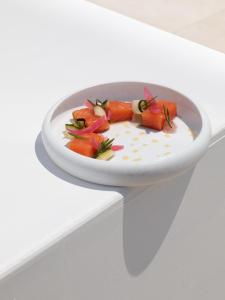 Makanan di atau berdekatan hotel