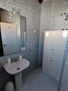Vonios kambarys apgyvendinimo įstaigoje Villa Sv. Petar