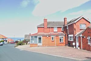 The building where the guesthouse is located 