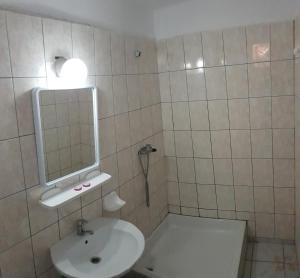 Koupelna v ubytování Hotel Camelia