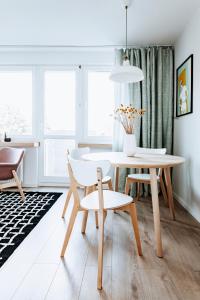 Posedenie v ubytovaní Gdynia Square Apartment